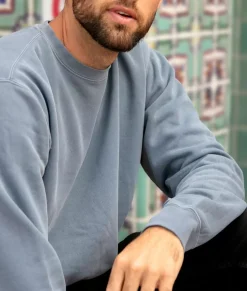 Men Nayked Apparel Shirts>Men'S Ridiculously Soft Pigment-Dyed Sweatshirt