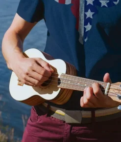 Men Nayked Apparel T-Shirts>Men'S Ridiculously Soft Sueded Graphic Tee | Bull