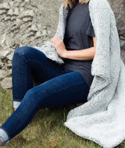 Women Nayked Apparel Accessories>Sherpa Blanket